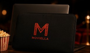 Moviella Laptop Sleeve